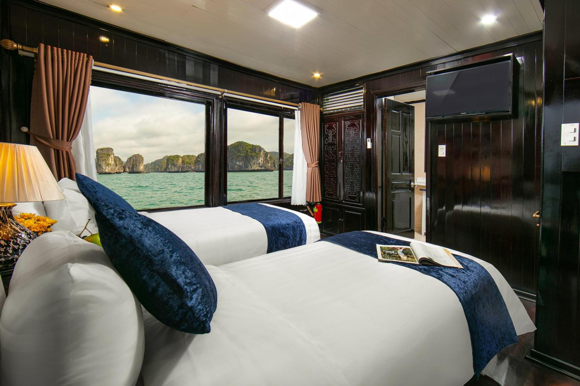 Fantasea Imperial Cruise Hotel Hạ Long Ngoại thất bức ảnh