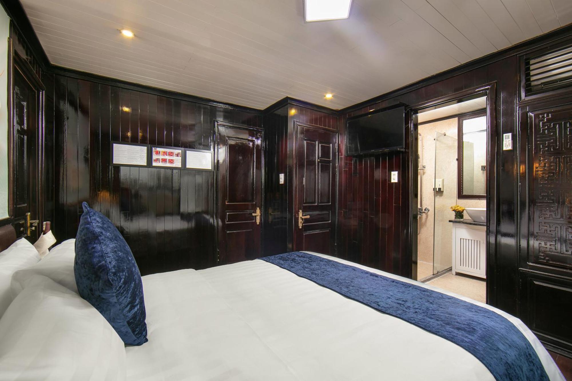 Fantasea Imperial Cruise Hotel Hạ Long Ngoại thất bức ảnh