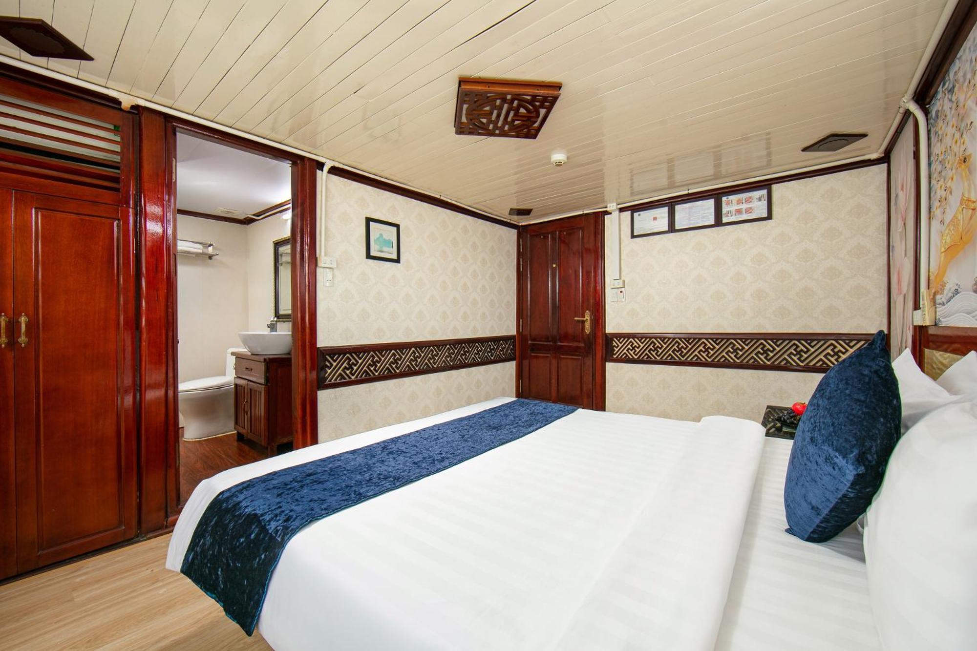 Fantasea Imperial Cruise Hotel Hạ Long Ngoại thất bức ảnh