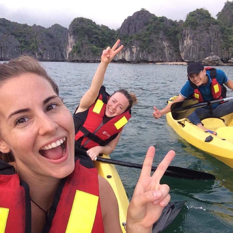 Fantasea Imperial Cruise Hotel Hạ Long Ngoại thất bức ảnh